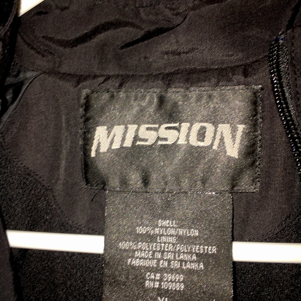 Mission Jacket - Picture 3 of 3